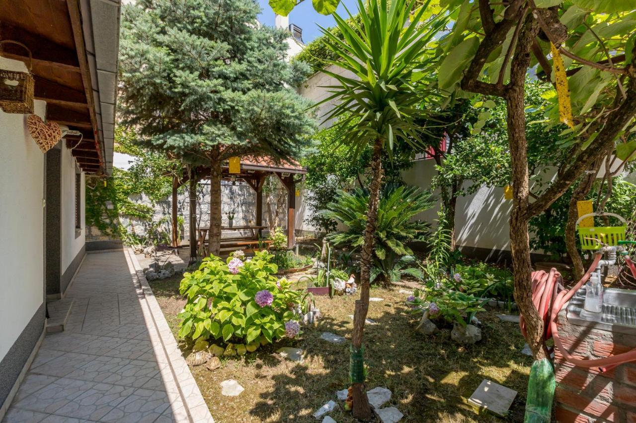 Studio Apartment Paradise Garden Split Exterior foto